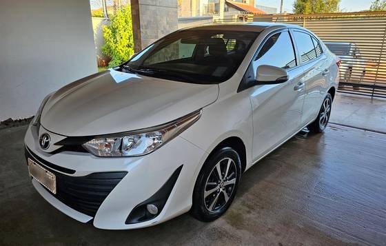TOYOTA YARIS 1.5 16V FLEX SEDAN XL MULTIDRIVE